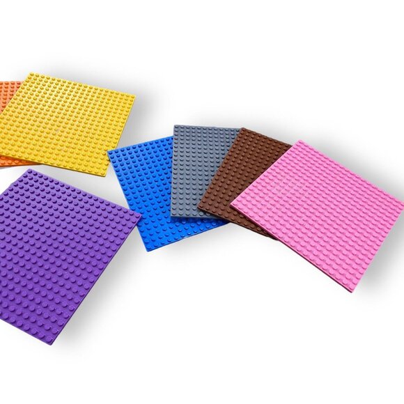 Lego Baseplates Lot Of 11 20x20 Pegs 6.5” Multicolor - Picture 3 of 3